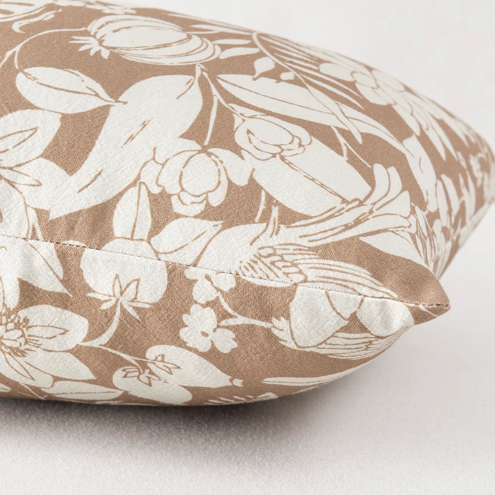 Cojín Estampado Faisán 30x60cm Ocre - Image 2