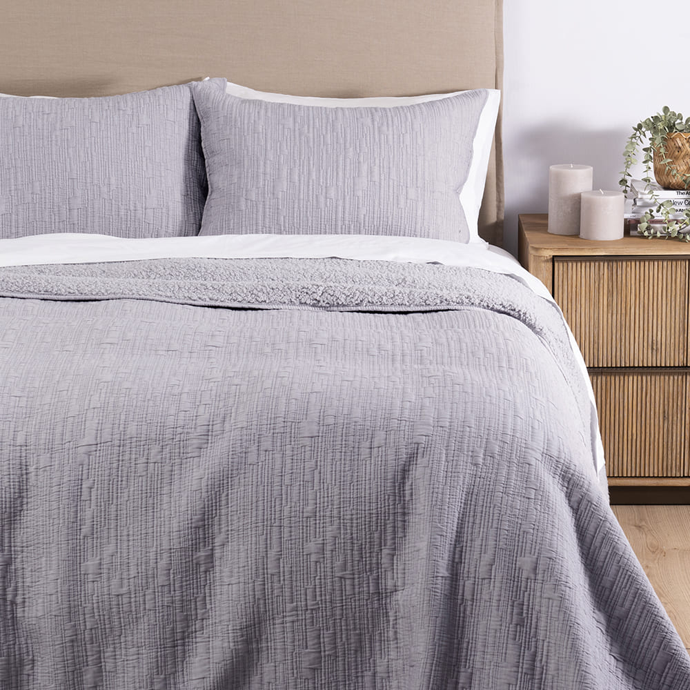 Cubrecama Jacquard Sherpa Tex 1.5 Plazas Gris