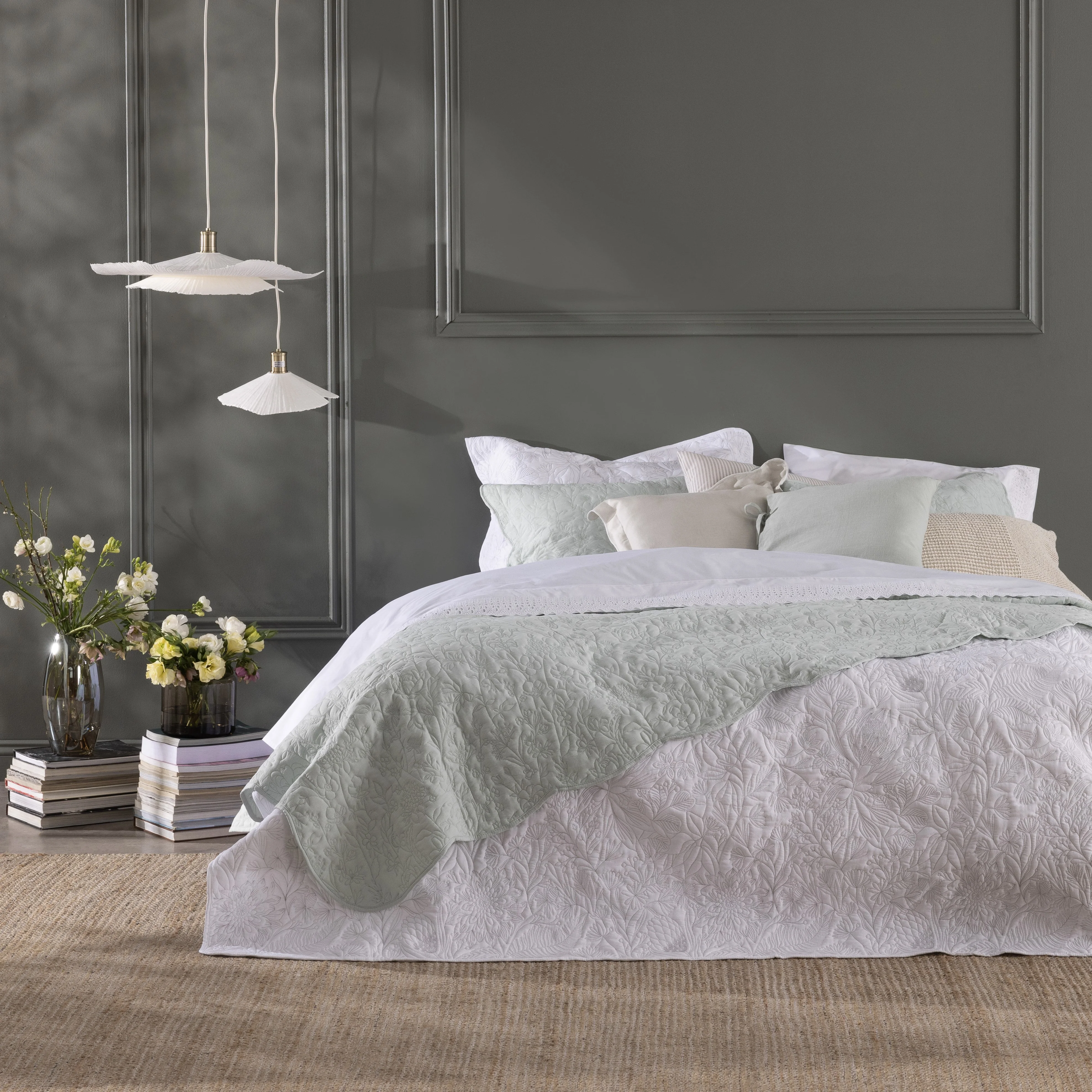 Cubrecama Quilt Bordado Amanda 1.5 Plazas Blanco - Image 2