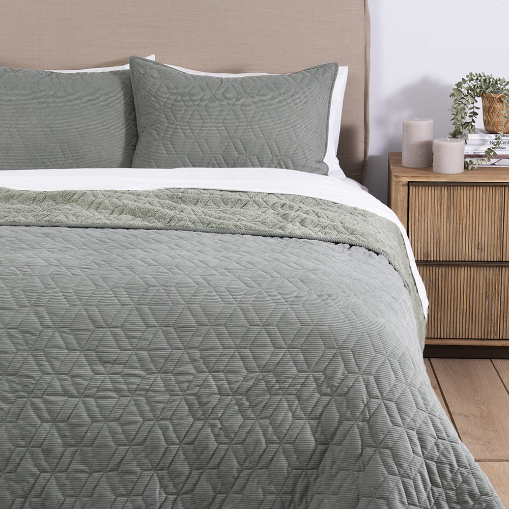 Cubrecama Quilt Corduroy Sherpa 1.5 Plazas Verde