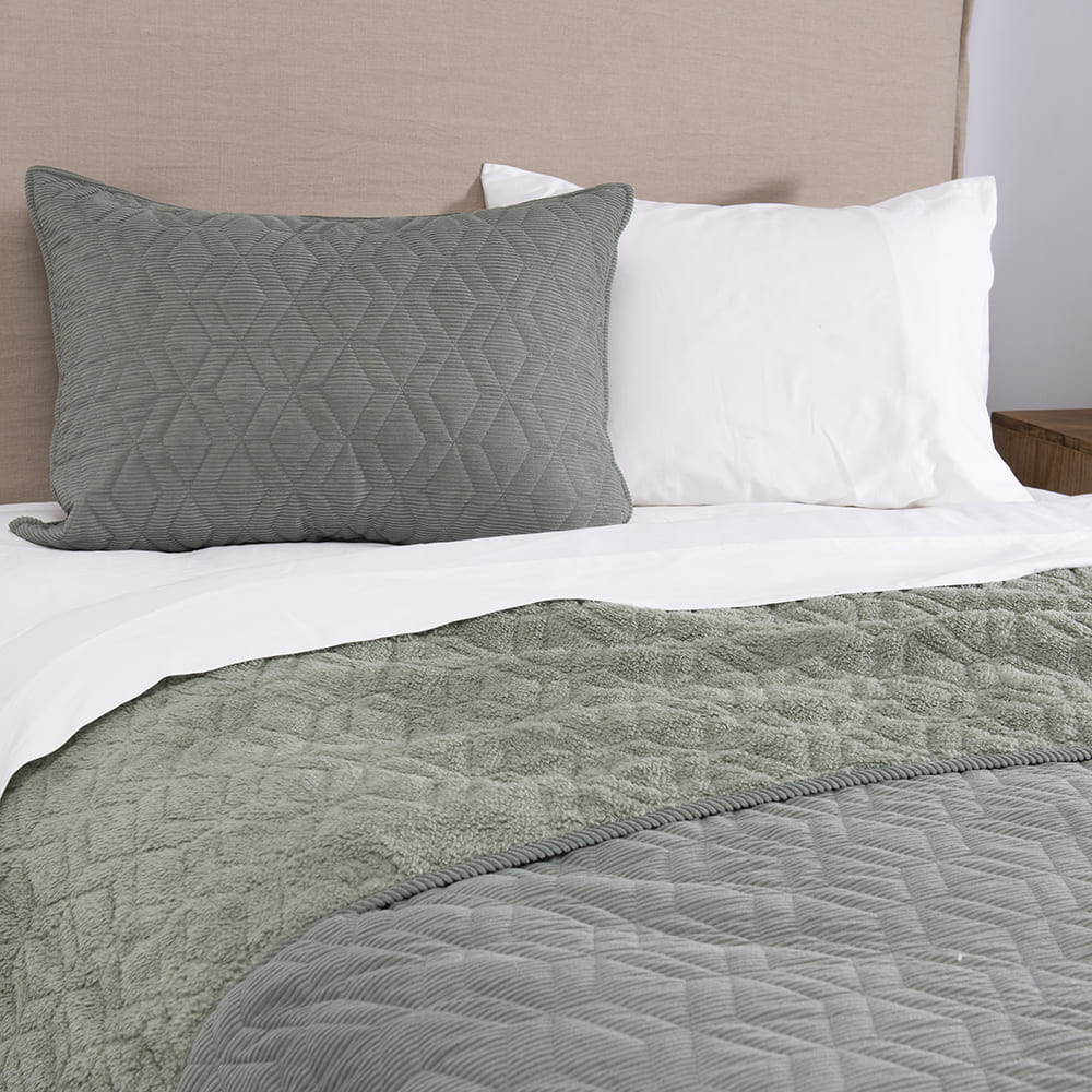 Cubrecama Quilt Corduroy Sherpa 1.5 Plazas Verde - Image 2