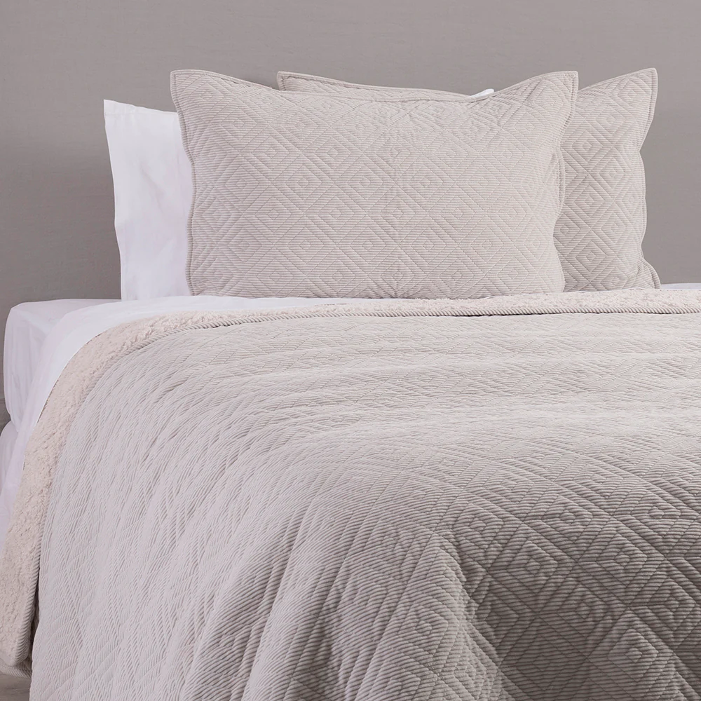 Cubrecama Quilt Corduroy Sherpa King Beige - Image 3