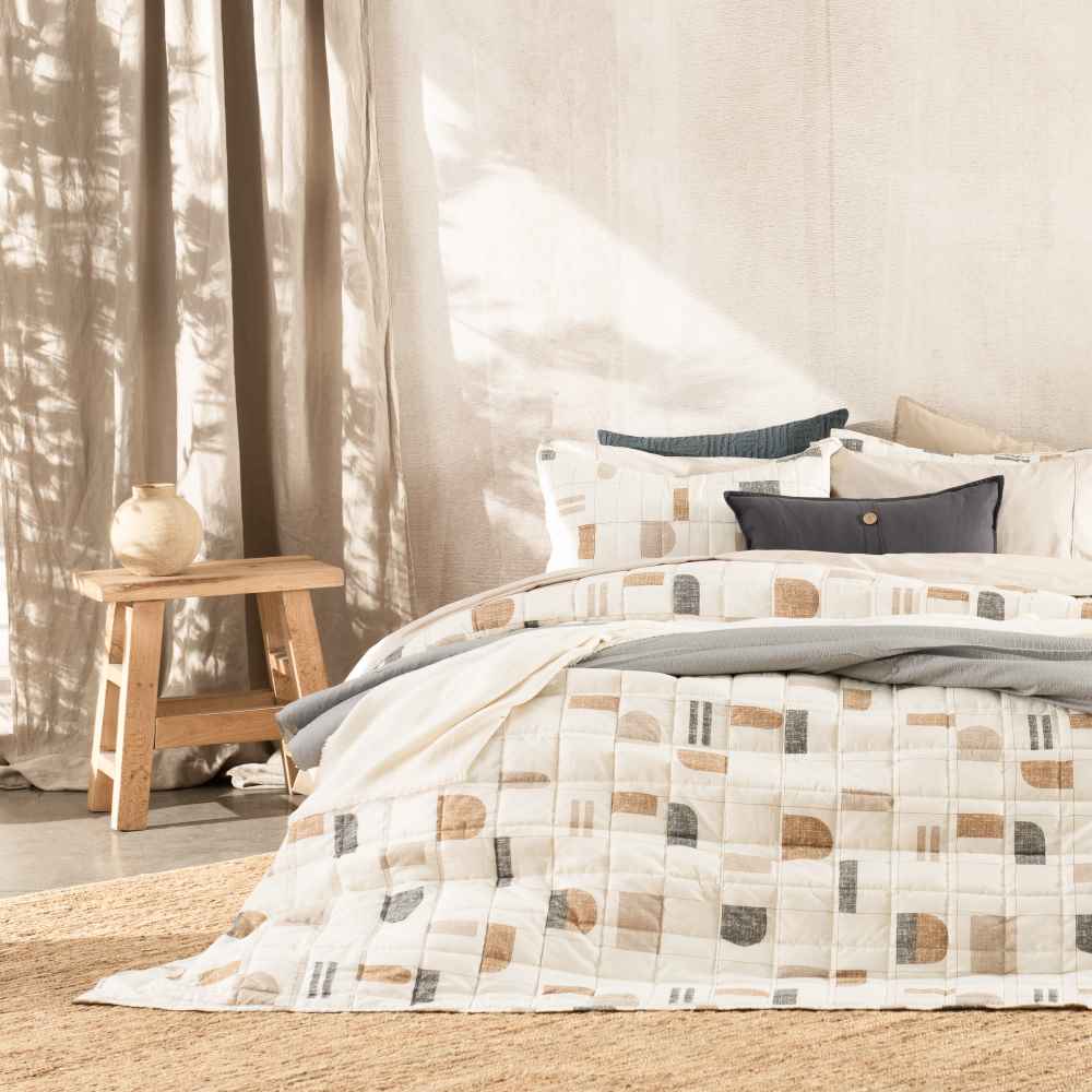 Cubrecama Quilt Estampado Runa King Beige - Image 2
