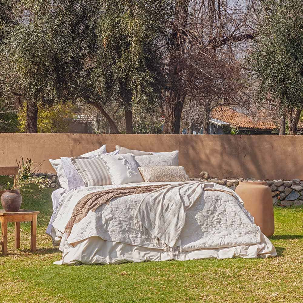 Cubrecama Quilt Jacquard Fiore King Beige - Image 6