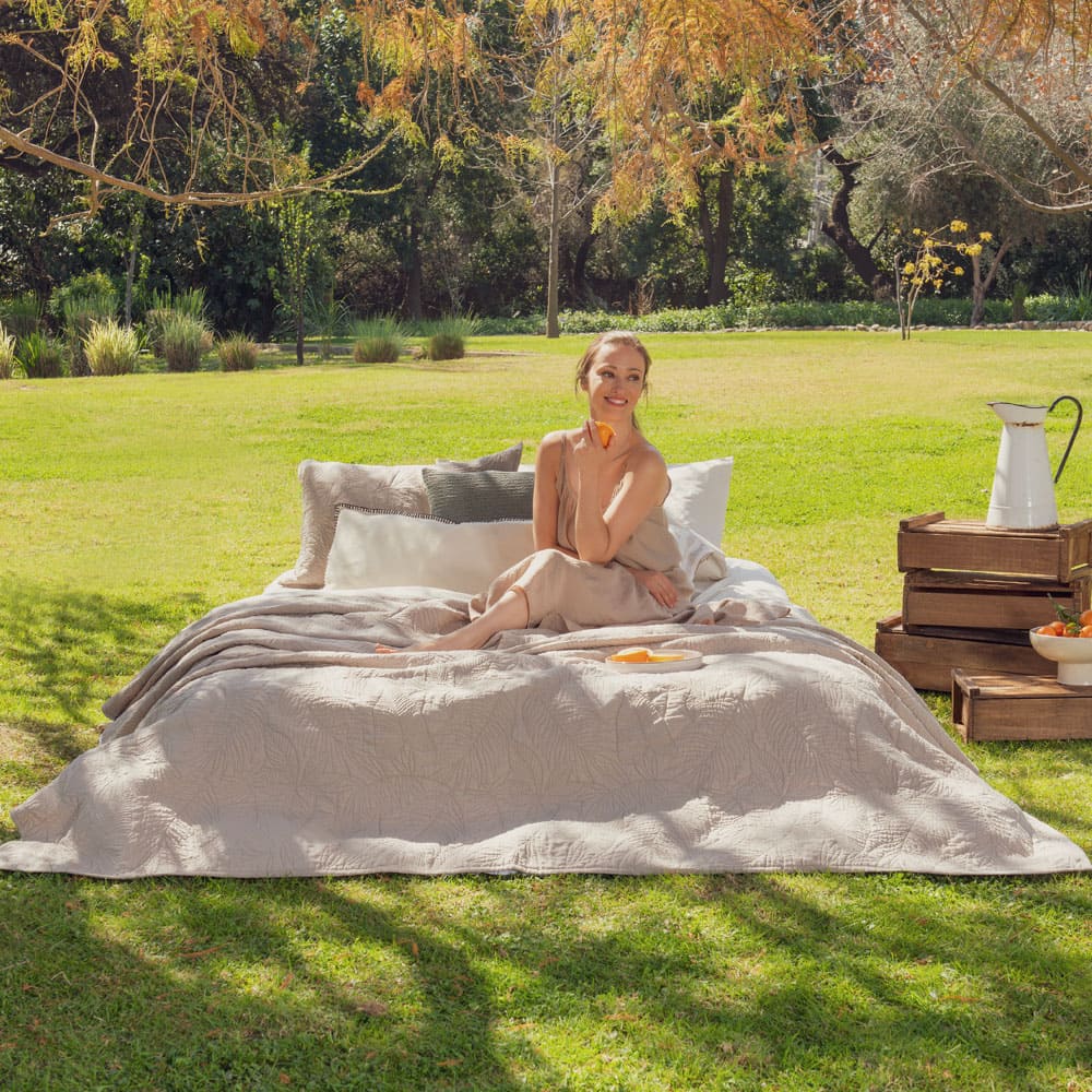 Cubrecama Quilt Larisa Super King Beige - Image 6