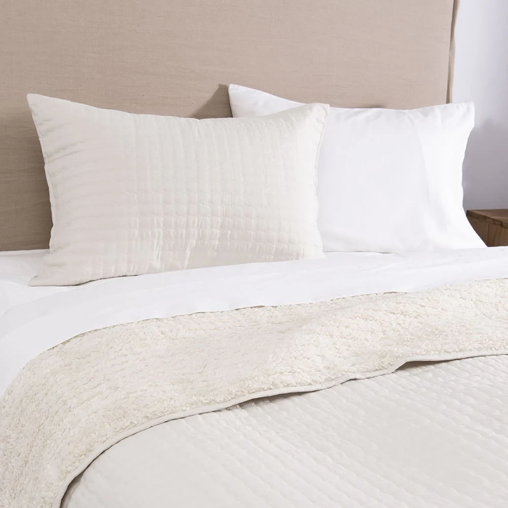 Cubrecama Quilt Lineal Sherpa 1.5 Plazas Beige - Image 2