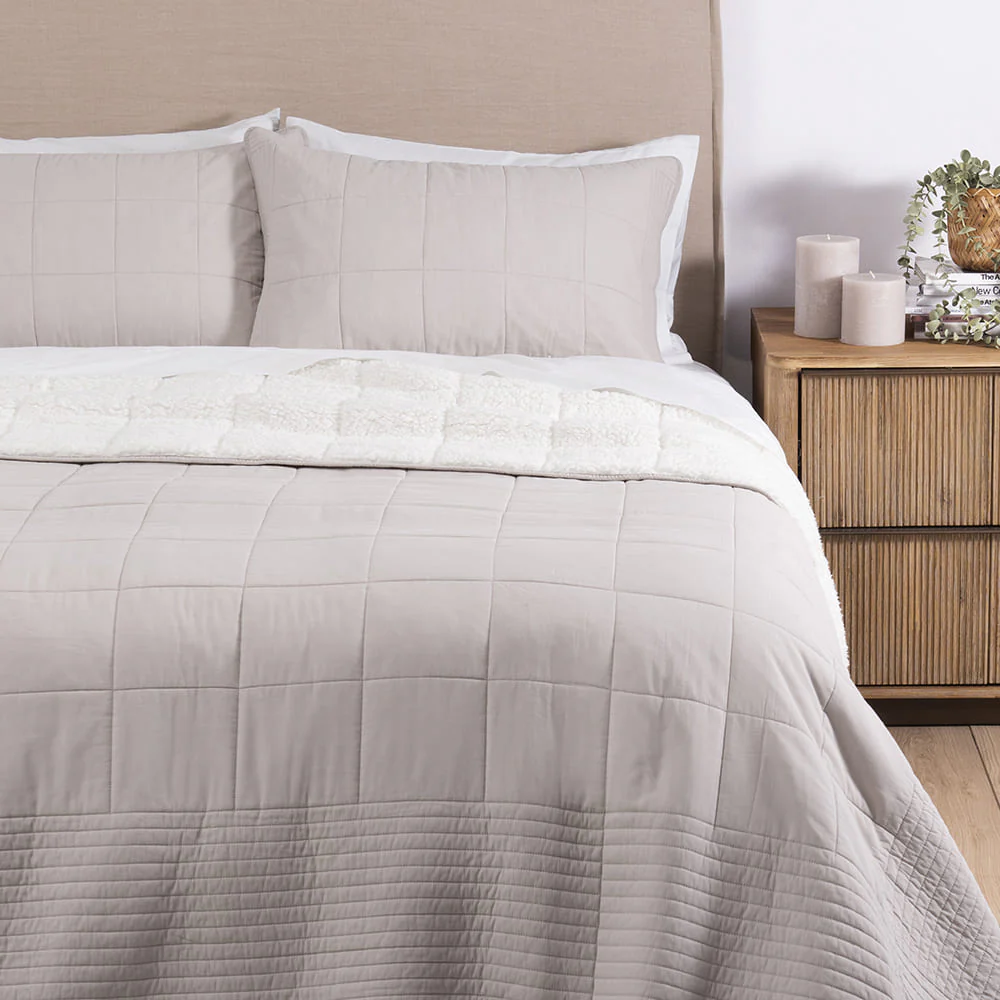 Cubrecama Quilt Louis Sherpa 1.5 Plazas Arena
