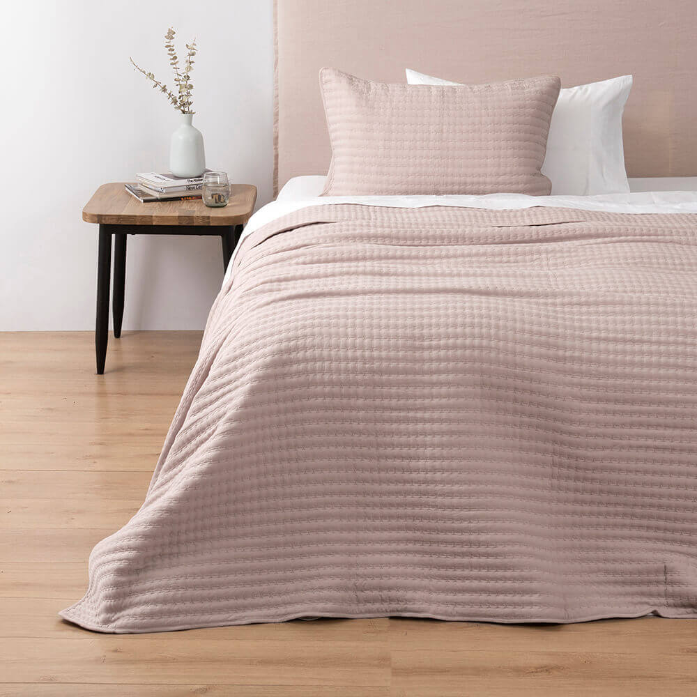 Cubrecama Quilt Renato 1.5 Plazas Rosa - Image 5