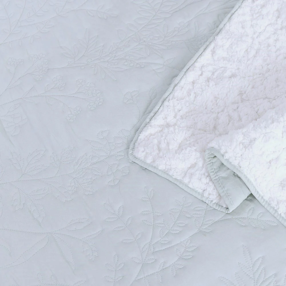 Cubrecama Quilt Sherpa Lavanda 1.5 Plazas Agua - Image 4