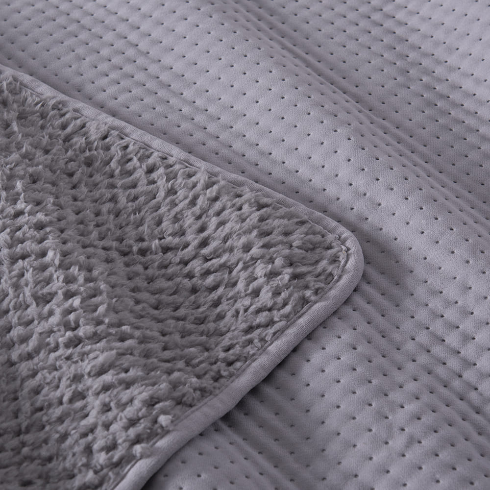 Cubrecama Quilt Smooth Sherpa 1.5 Plazas Gris - Image 3