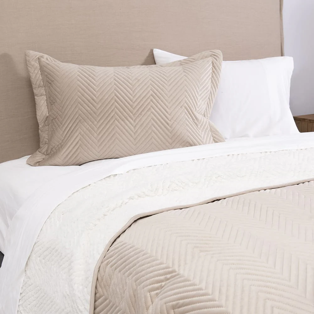 Cubrecama Quilt Velvet Sherpa Kenso 1.5 Plazas Beige - Image 2