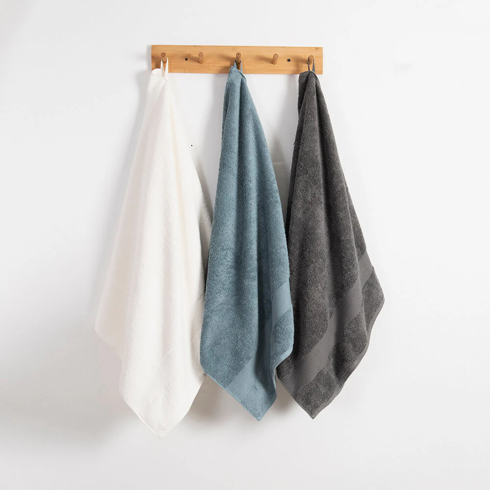 Toalla Mano 550g Blanca Invierno - Image 6
