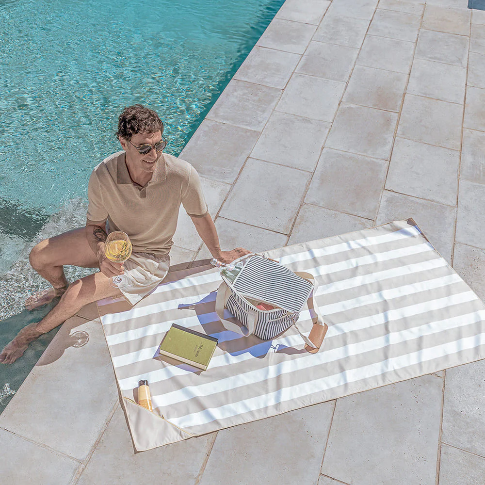 Toalla Playa Microfibra Rayas Beige - Image 2
